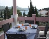 House with three apartments, 24 best grades of guests,  50m from the beach!