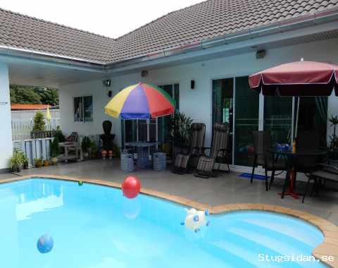 Villa med pool i Ban Phe, Thailand