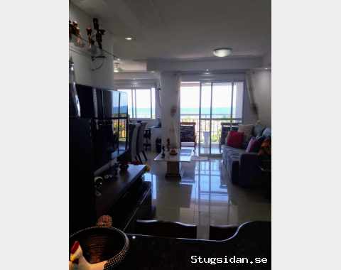 Lägenhet vid stranden av Atlanten i Lauro de Freitas, Bahia, Brasil.