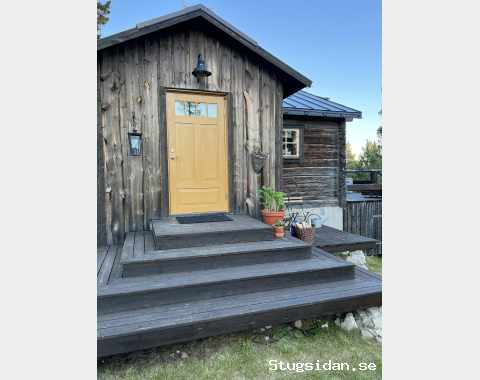 Mysig timmerstuga
