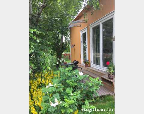 Havsnära gäststuga