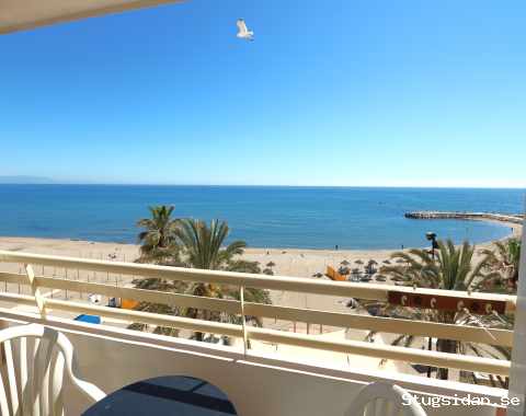 Beach-front studio-apartment in Fuengirola, Costa de Sol.