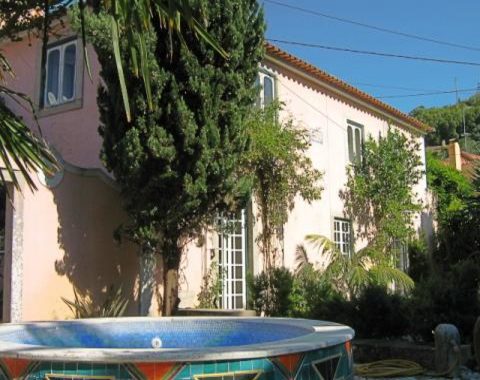 hus för 8 personer med trädgård och liten pool