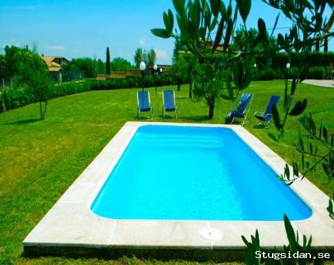 Charming villa near Rome, lake district, private pool, garden, for 4+2