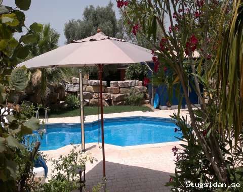 Lantligt semesterboende i Algarve med pool