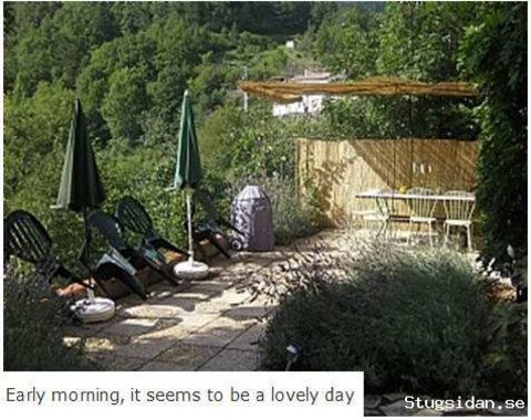 Byhus med fantastisk utsikt i Katarernas land