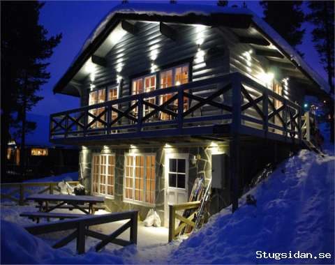 Mysig fjällstuga i Söderbyn/IdreFjäll, 40m till backen!