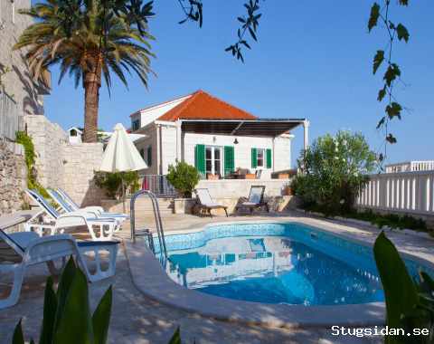 Villa Mir Vami with pool on Brac Island
