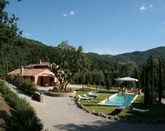 Holiday Villa with Pool between Umbria and Tuscany