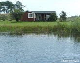 Cottage to rent in front of a priva...